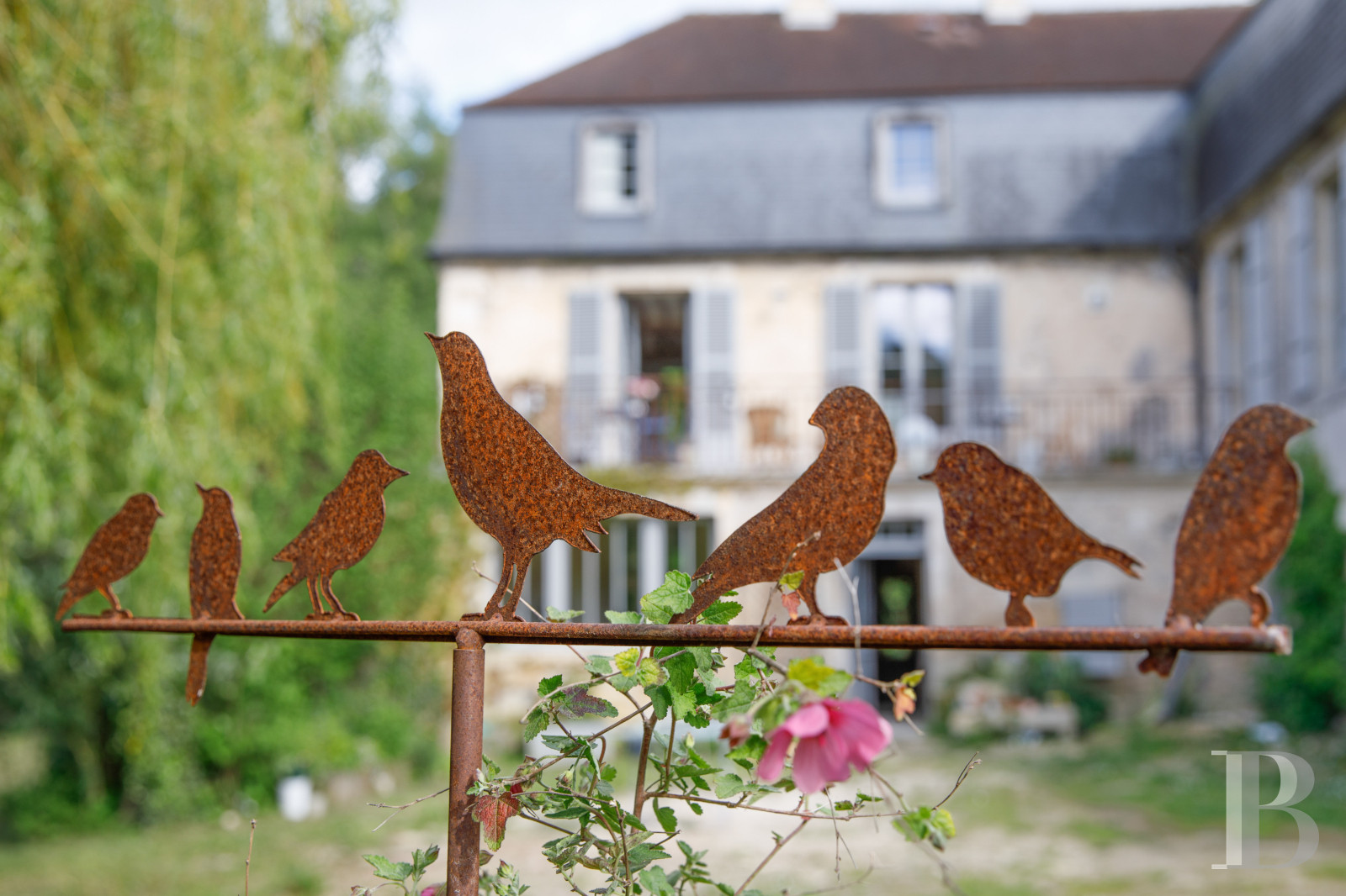 En Normandie, à Falaise, une maison des 17e et 18e siècles au cœur d’un quartier historique - photo  n°48